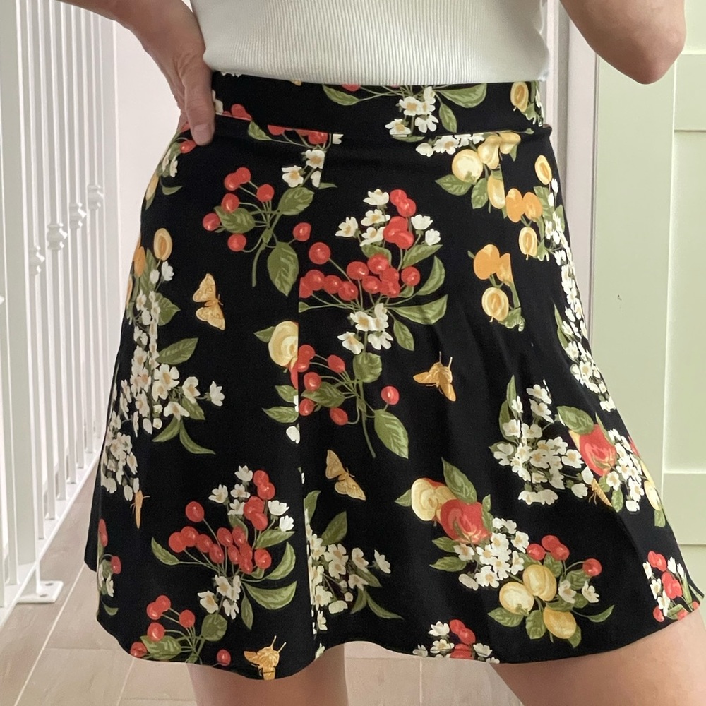 Reformation mini skirt!